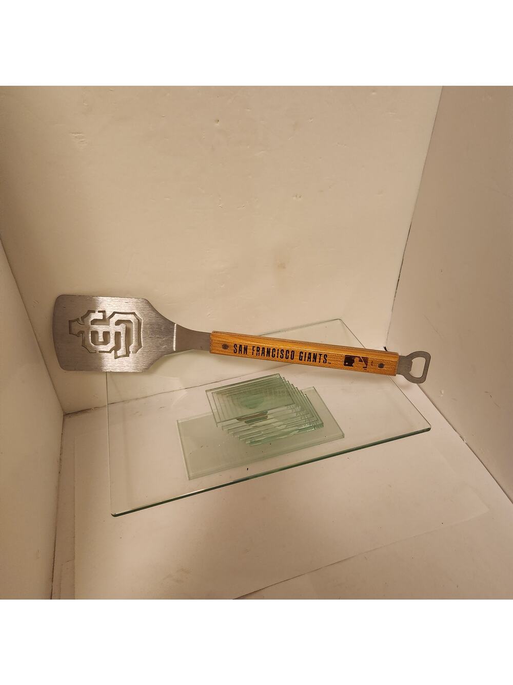 You the fan MLB BBQ spatula and bottle opener